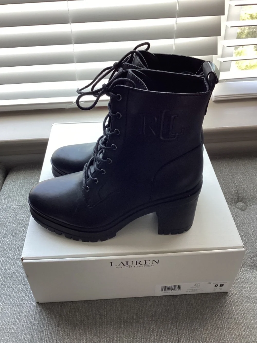 Lauren Ralph Lauren Women's Cameron Casual Booties, size 9